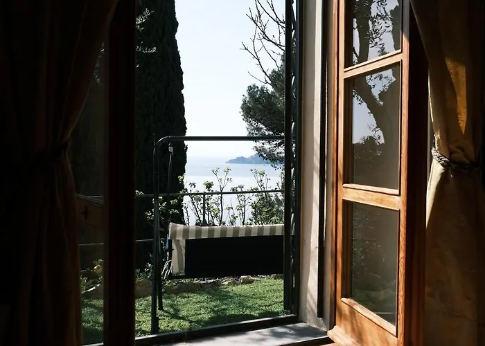 L'alcova Tra Gli Ulivi By Portofinovacanze Bed & Breakfast