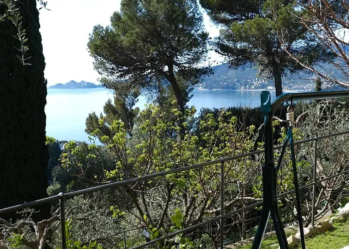 Bed & Breakfast L'alcova Tra Gli Ulivi By Portofinovacanze