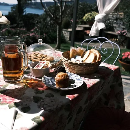L'alcova Tra Gli Ulivi By Portofinovacanze Frühstückspension 4*