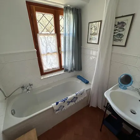 L'alcova Tra Gli Ulivi By Portofinovacanze Bed and Breakfast 4*